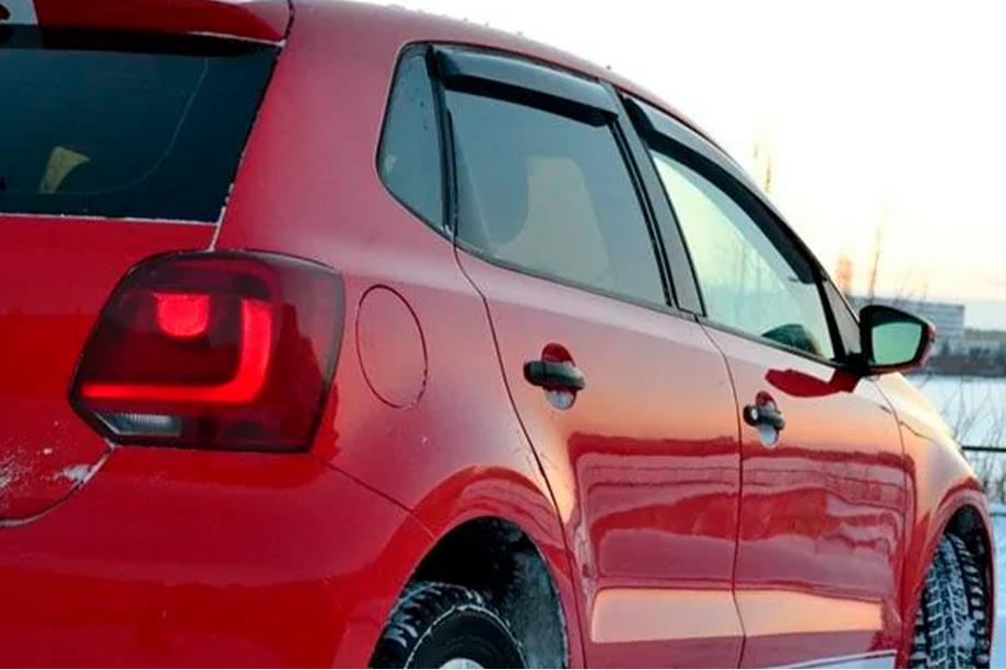 Volkswagen Polo 2010-2017 рр. Вітровики HB (4 шт, HIC) Фото 2