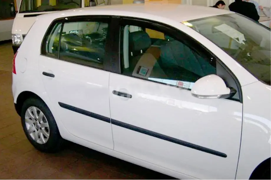 Volkswagen Polo 2010-2017 рр. Вітровики HB (4 шт, HIC)
