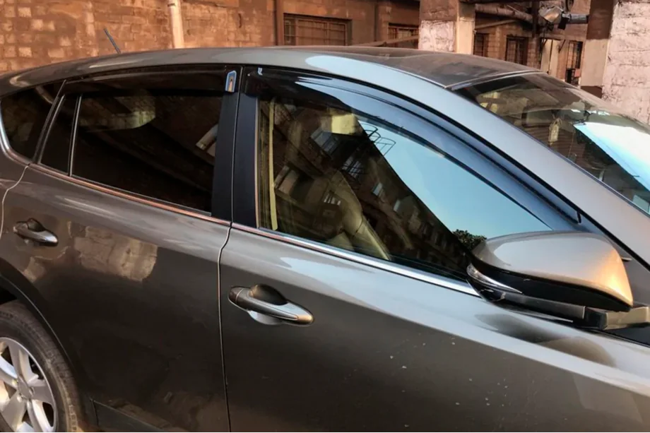 Toyota Rav 4 2013-2018 рр. Вітровики (4 шт, HIC) Фото 5