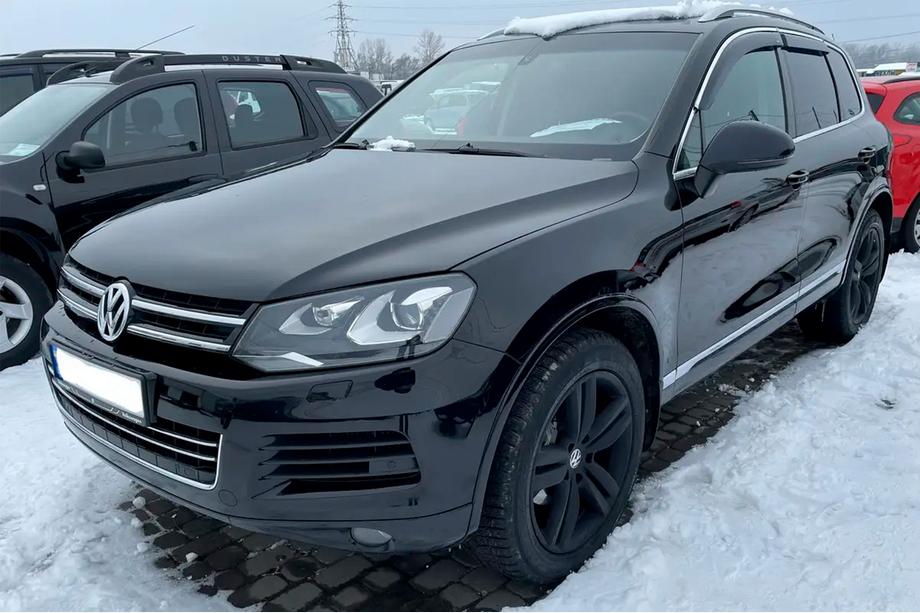 Volkswagen Touareg 2010-2018 рр. Вітровики з хром молдингом (4 шт, HIC) Фото 4
