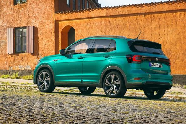 Огляд компактного міського кросовера Volkswagen T-Cross Фото 7