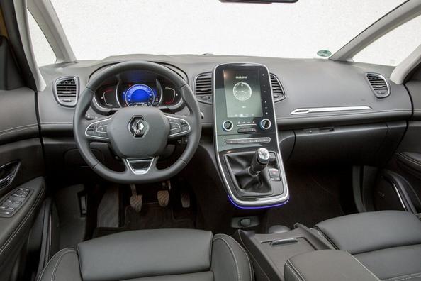 Четверте покоління компактного мінівена Renault Scenic Фото 9