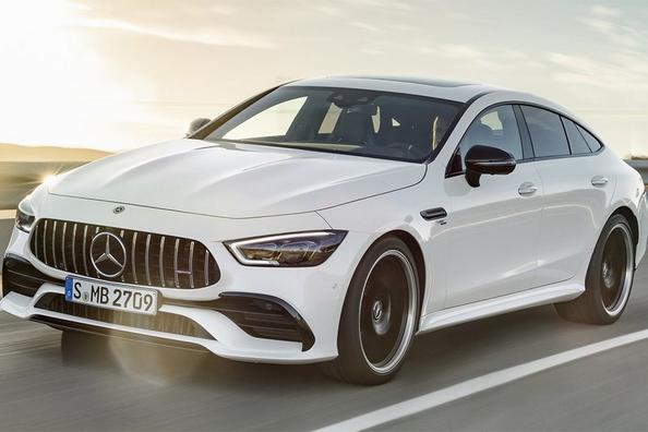 Огляд спортивного лифтбека Mercedes-Benz AMG GT 4-Door Coupe Фото 6