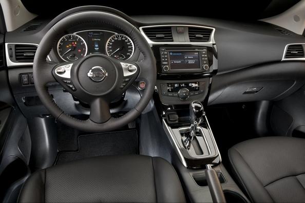 Огляд оновленого седана Nissan Sentra Фото 5