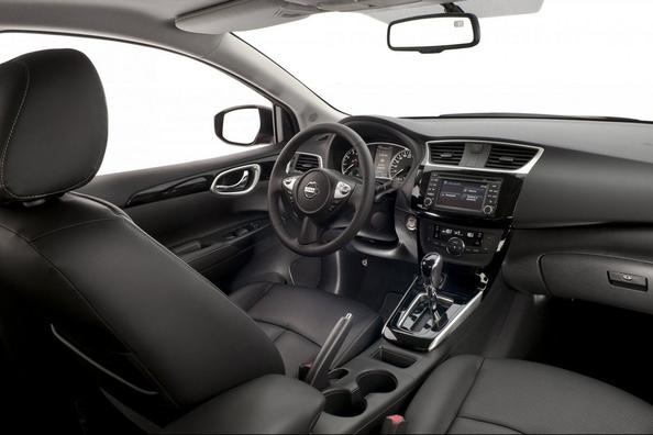 Огляд оновленого седана Nissan Sentra Фото 4