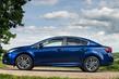 Огляд седана Toyota Avensis фото 7
