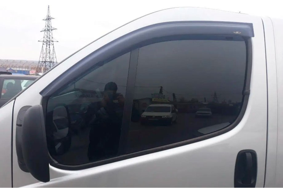 Nissan Primastar 2002-2014 рр. Вітровики (2 шт, HIC) Фото 11