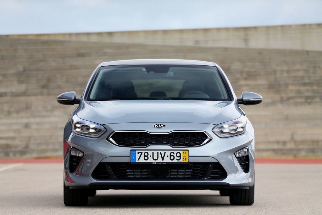 Огляд третього покоління хетчбека Kia Ceed