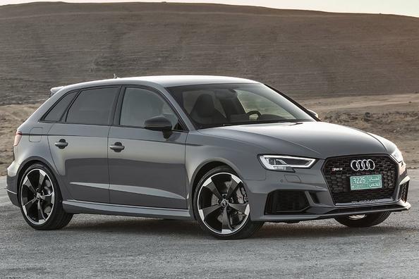 Спортивний п’ятидверний хетчбек Audi RS3 Sportback Фото 1