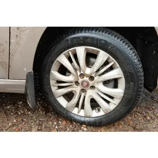 Передні бризковики (2 шт.) Fiat Tipo 2016- рр. фото 2