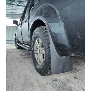 Задні бризковики (2 шт.) Nissan Navara 2006-2015 рр. фото 3