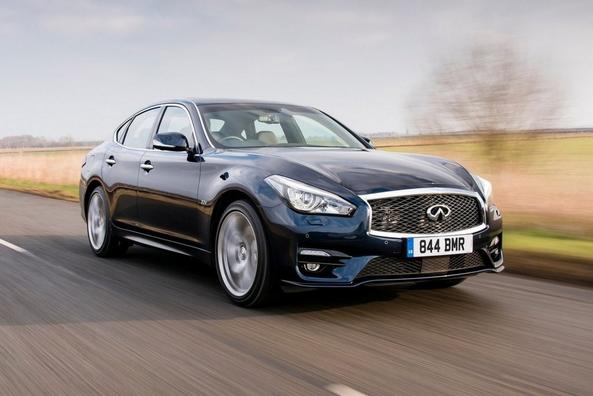 Огляд седана бізнес-класу Infiniti Q70 Фото 4