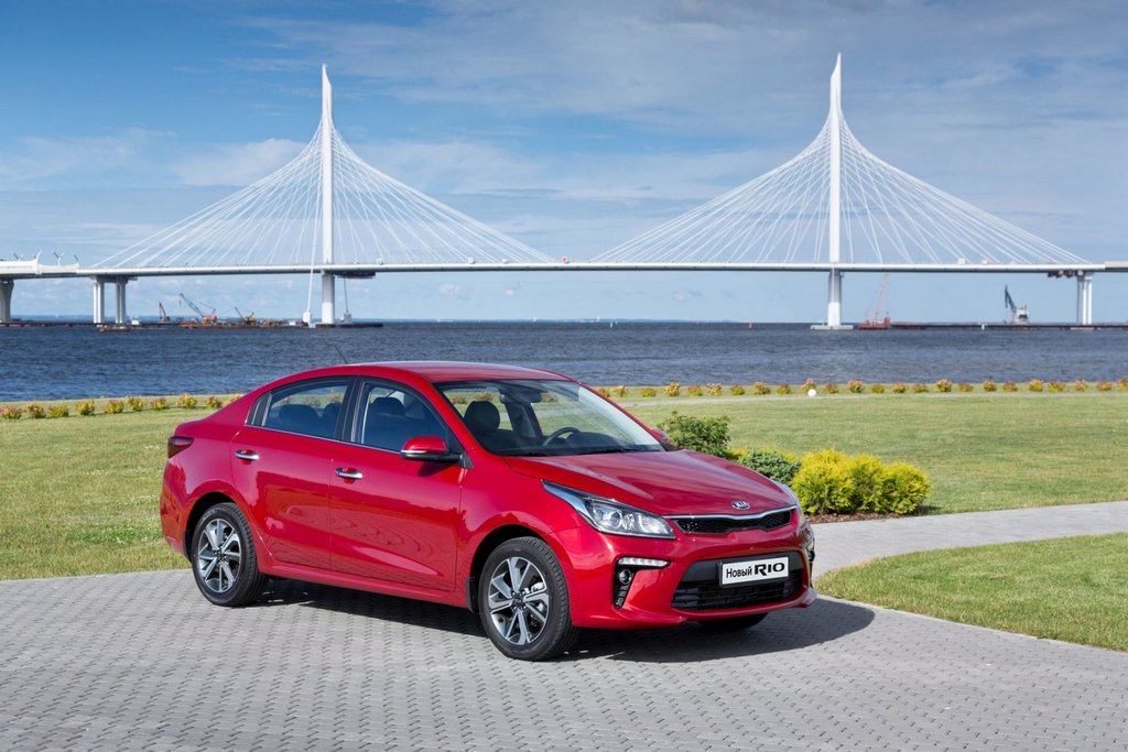 Огляд четвертого покоління седана KIA Rio