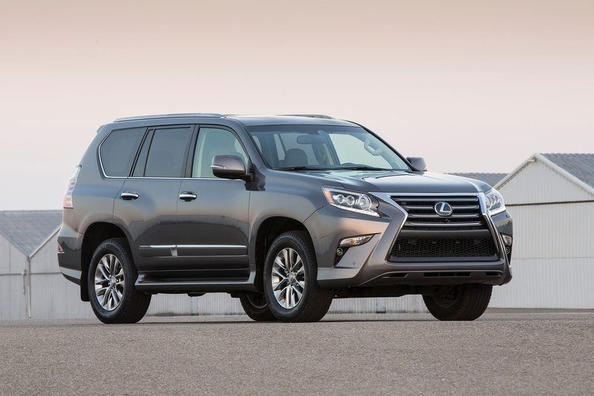 Огляд преміального позашляховика Lexus GX460 Фото 11