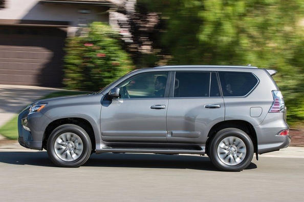 Огляд преміального позашляховика Lexus GX460 Фото 9