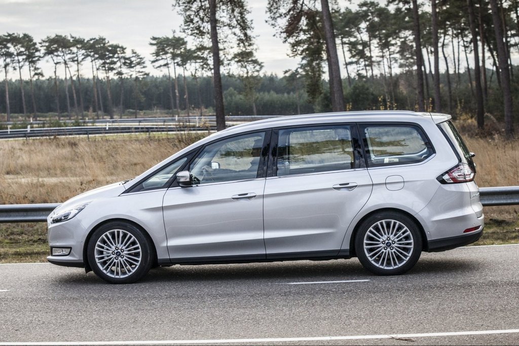 Огляд семимісного мінівена Ford Galaxy