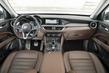 Огляд компактного кросовера Alfa Romeo Stelvio фото 9