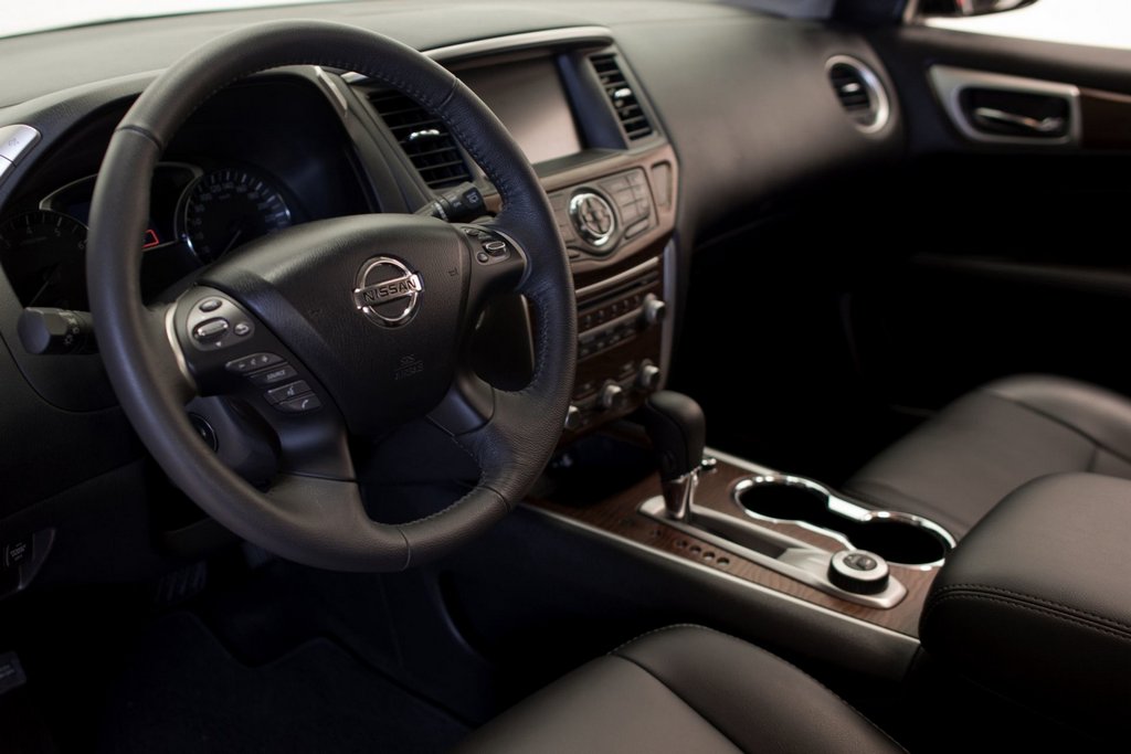 Рестайлінгова модифікація кросовера Nissan Pathfinder