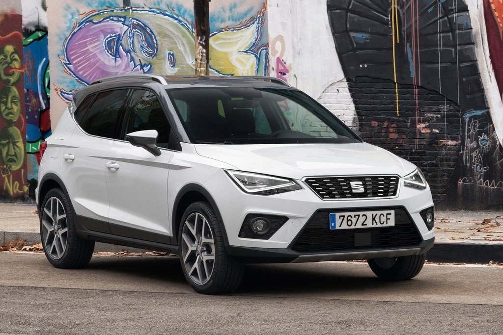 Огляд компактного кросовера SEAT Arona