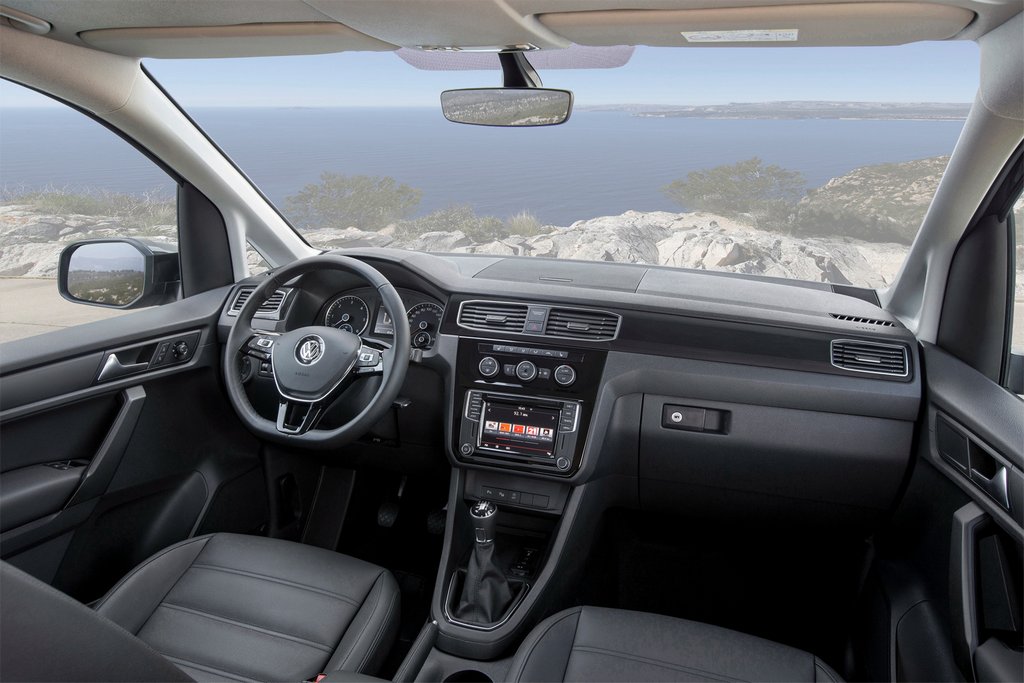 Огляд компактного мінівена Volkswagen Caddy четвертого покоління