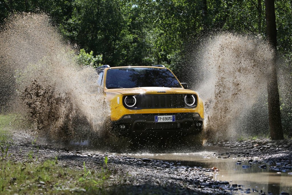 Оновлений кросовер Jeep Renegade