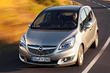 Огляд компактного мінівена Opel Meriva B фото 9