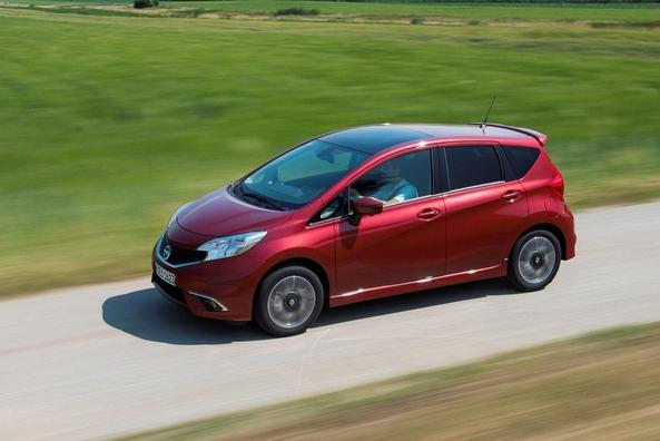 Огляд субкомпактного мінівена Nissan Note