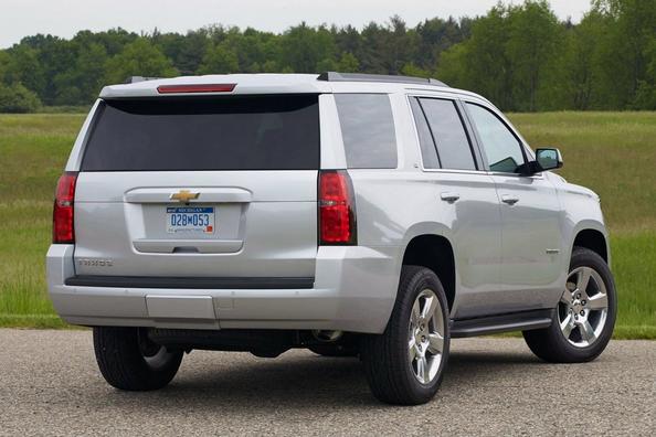 Преміальний повнорозмірний позашляховик Chevrolet Tahoe Фото 4