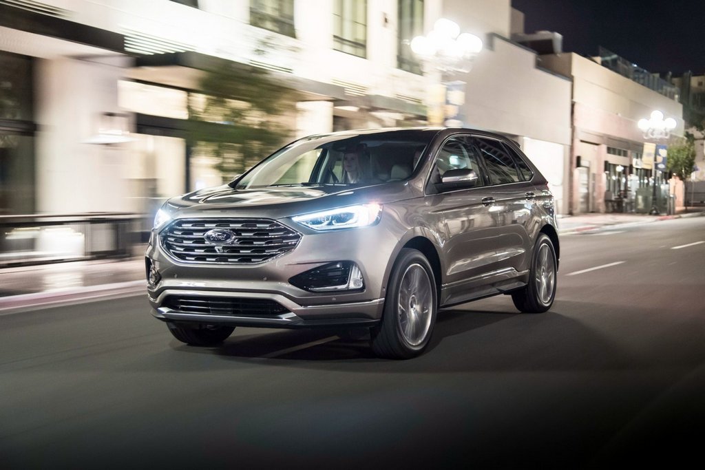 Огляд оновленого кросовера Ford Edge