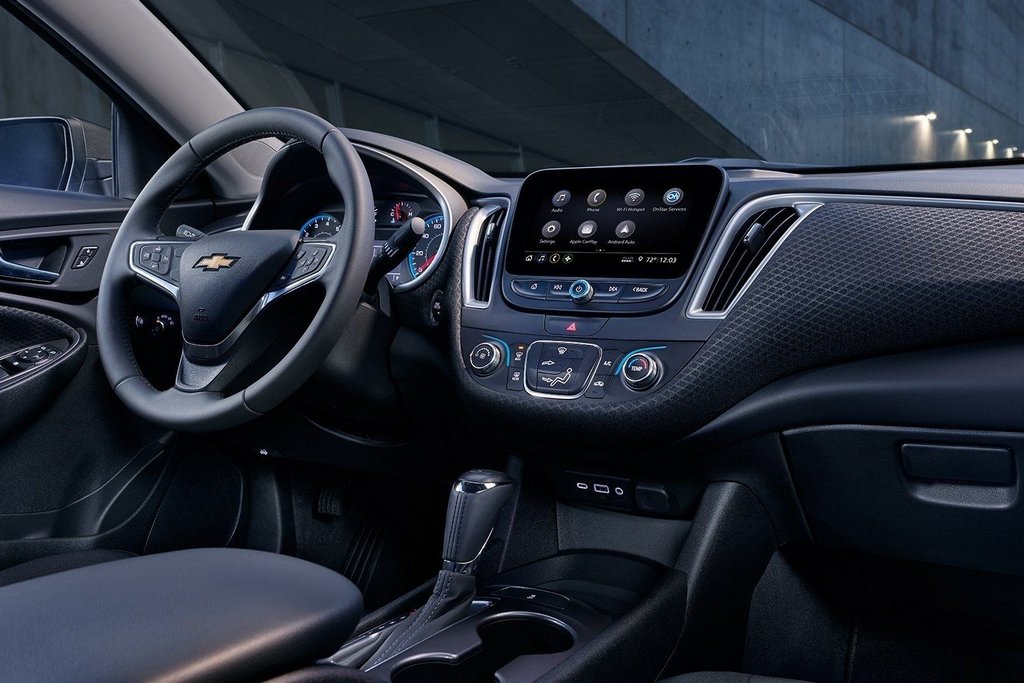 Огляд седана Chevrolet Malibu нового покоління