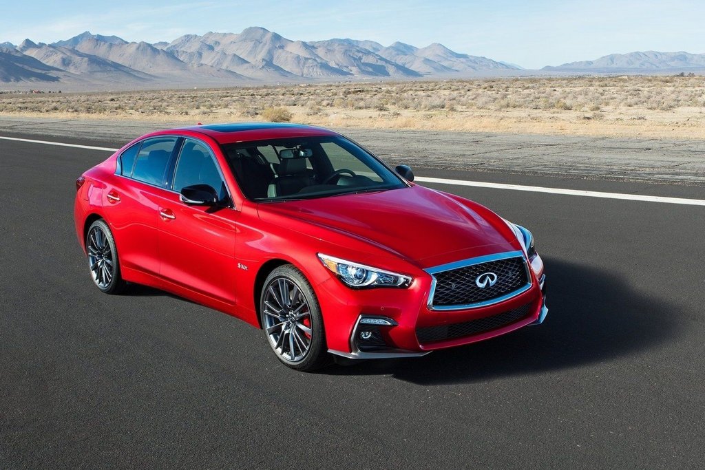 Оновлена модифікація преміального седана Infiniti Q50