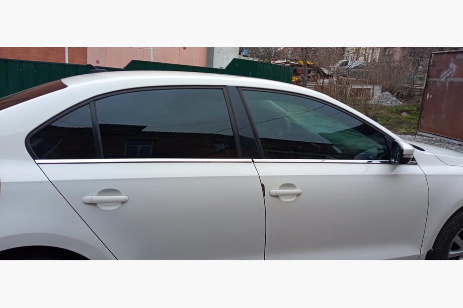Volkswagen Jetta 2011-2018 рр. Нижні молдинги вікон (6 шт, нерж.) OmsaLine - Чорний хром Фото 4