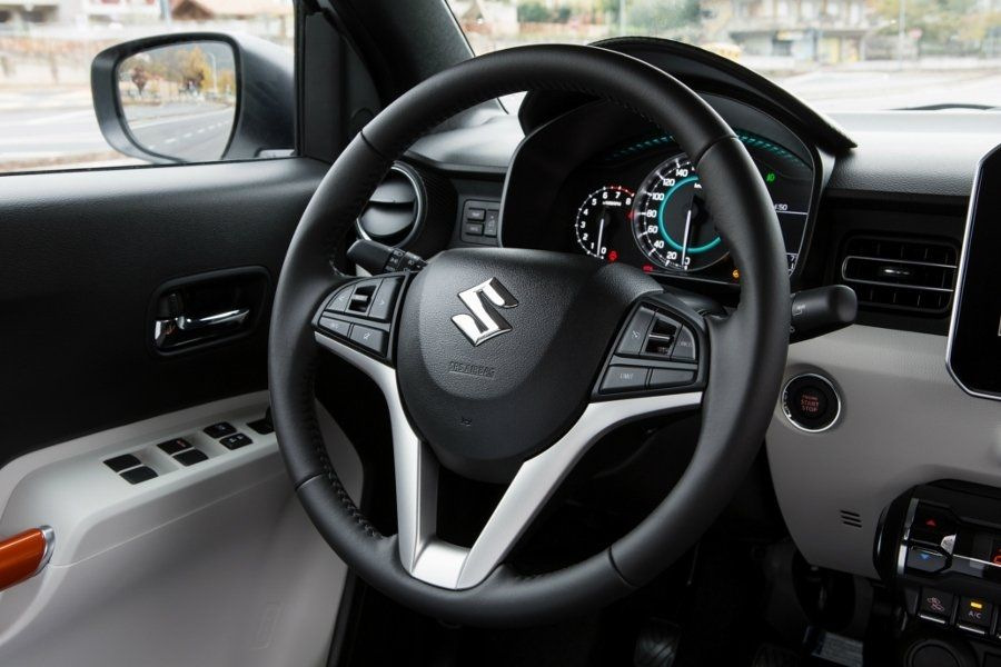 Компактний хетчбек підвищеної прохідності Suzuki Ignis