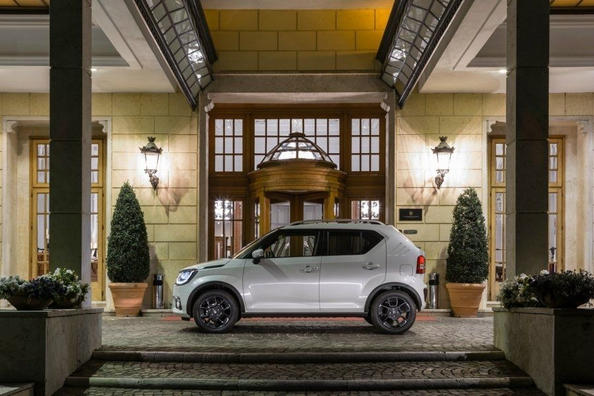 Компактний хетчбек підвищеної прохідності Suzuki Ignis Фото 2