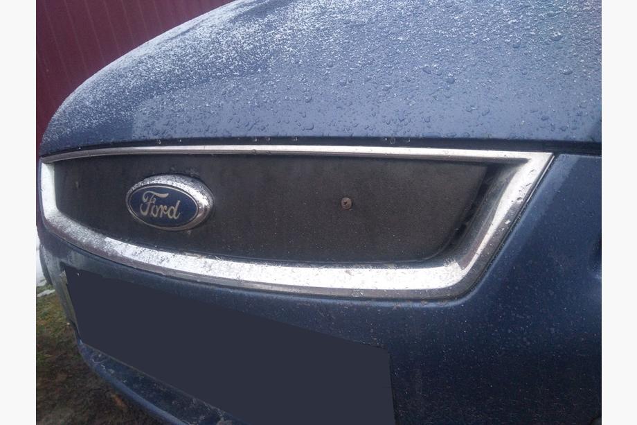 Ford Focus II 2005-2008 рр. Зимова накладка на решітку Матова Фото 3