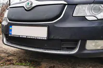 Skoda Superb 2009-2015 рр. Зимова накладка на решітку (Верхня, 2008-2013) фото 2