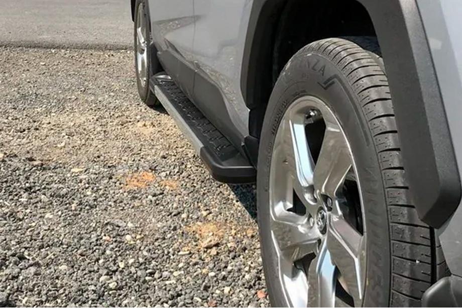 Toyota Rav 4 2019-2025 рр. Бокові пороги RedLine V1 (2 шт., алюміній) Фото 1