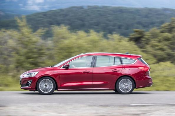 Огляд універсалу четвертого покоління Ford Focus Wagon Фото 3