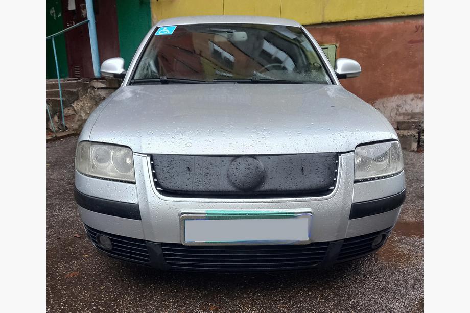Volkswagen Passat B5 1997-2005 рр. Зимова решітка (2001-2005) Глянцева Фото 2