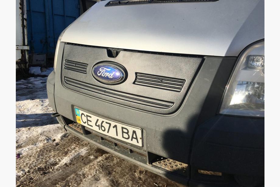 Ford Transit 2000-2014 рр. Зимова накладка на решітку (2006-2014) Глянцева Фото 3