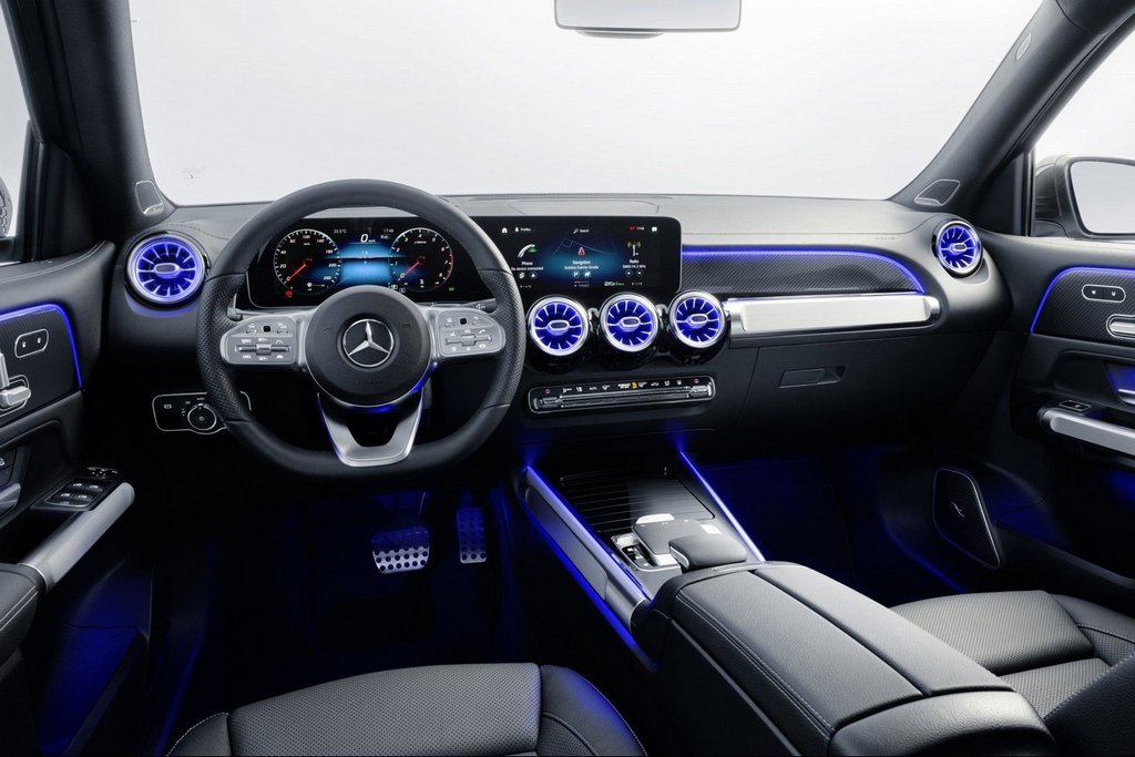 Mercedes-Benz GLB-Class: новий кросовер в модельному ряді компанії
