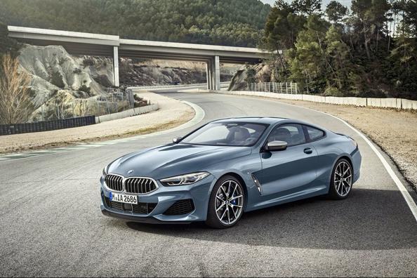 Огляд другого покоління BMW 8-Series Coupe Фото 3