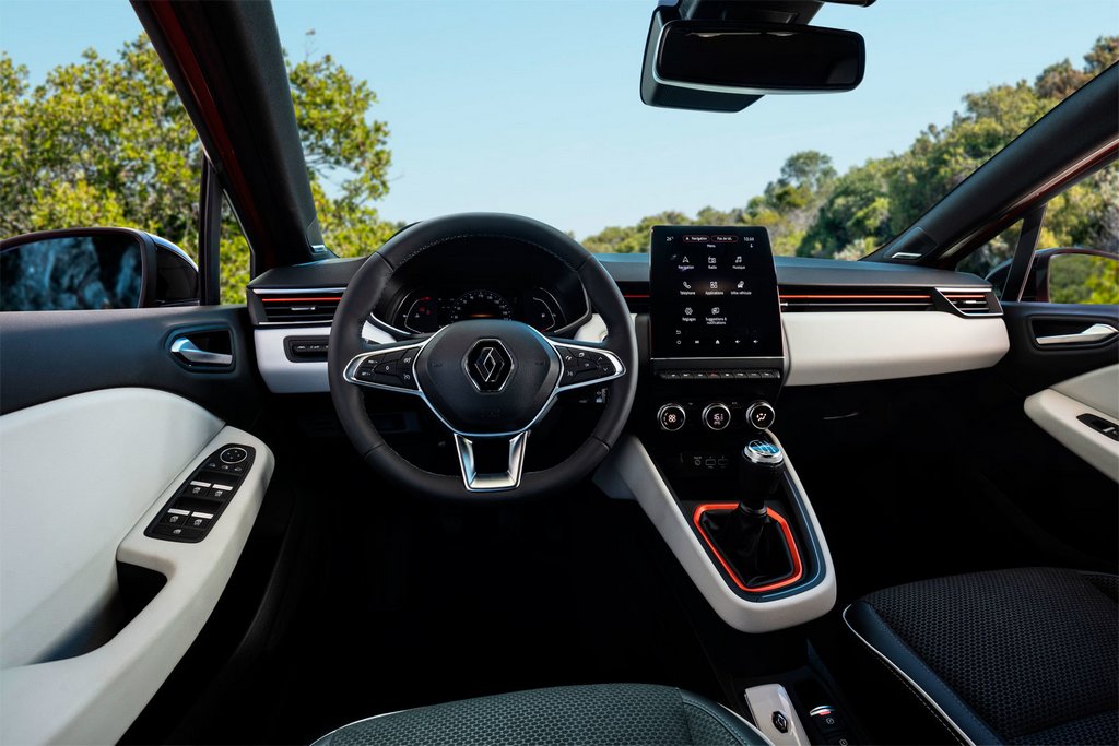 Огляд п’ятого покоління компактного хетчбека Renault Clio