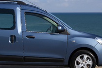 Renault Dokker 2013-2022 рр. Окантовка вікон (2 шт., нерж.) Carmos - Турецька сталь фото 2