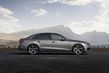 Огляд середньорозмірного седана Audi A4 фото 4