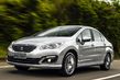 Огляд компактного седана Peugeot 408 фото 2