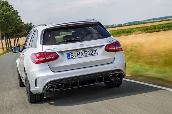Огляд універсалу Mercedes-Benz C-Class Estate Фото 3