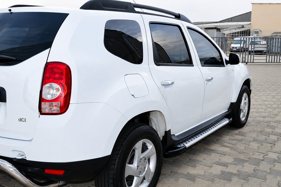 Dacia Duster 2008-2018 рр. Бокові пороги X5-тип (2 шт, алюмін. профілю.) Image