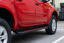 Fiat Fullback 2016- рр. Бокові пороги Maya Red (2 шт., алюміній) фото 1