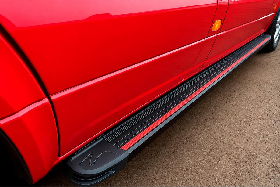 Volkswagen Crafter 2006-2016 рр. Бокові пороги Maya Red (2 шт., алюміній) Фото 1